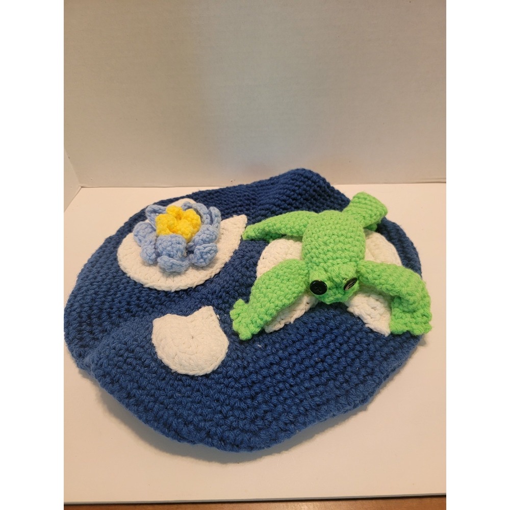 Vintage Crochet Knit Beret Frog & Water Lily Hat Blue Handmade 3D C16